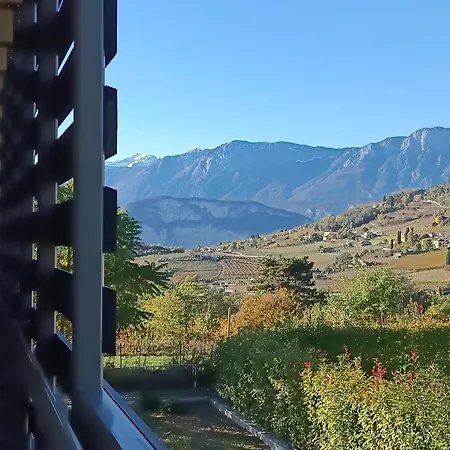 Appartamenti Moderni, Luminosi E Tranquilli Con Parcheggio Privato - Agritur La Tenuta Trient Exterior foto